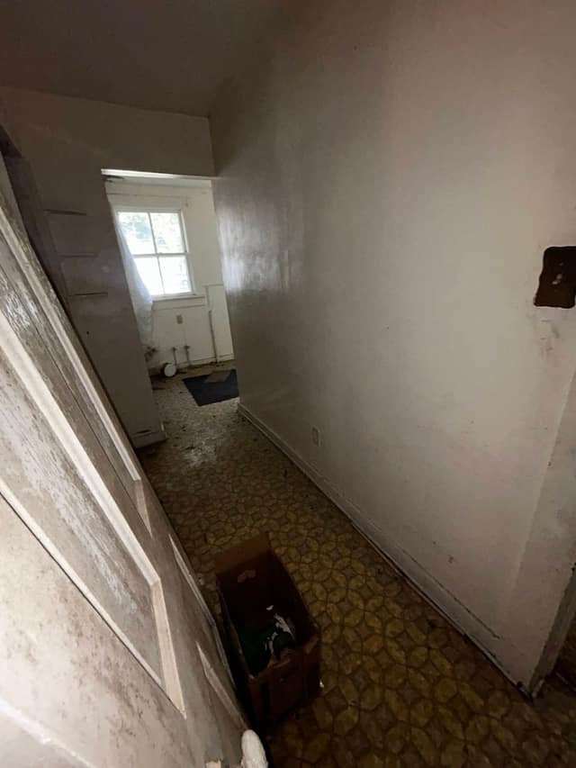 304 N Spruce St photo 28
