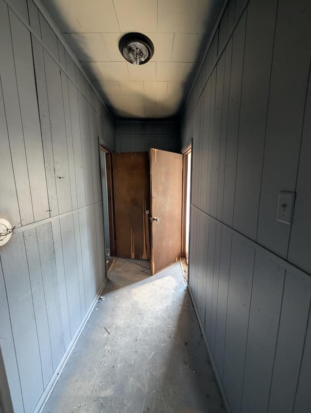 422 S Louisa St photo 5