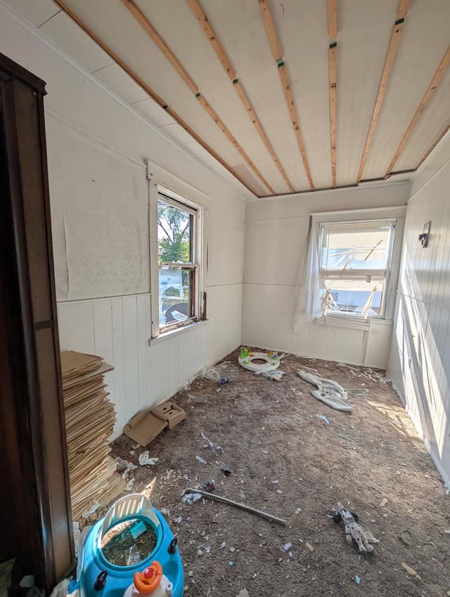 422 S Louisa St photo 10