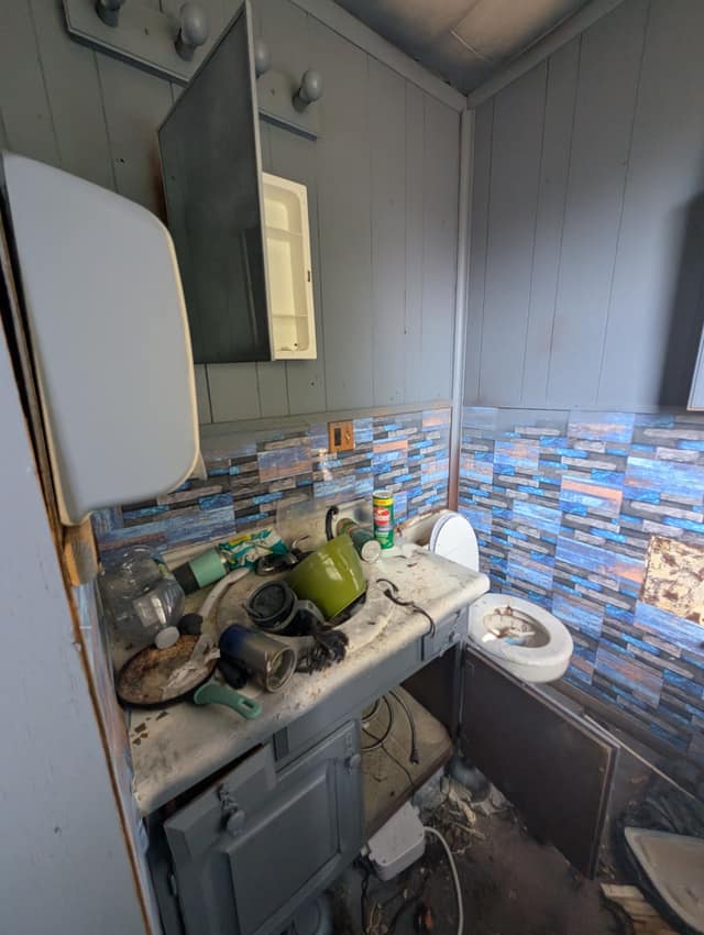 422 S Louisa St photo 13