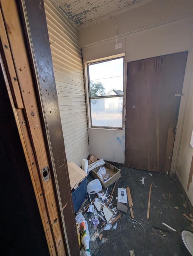 422 S Louisa St photo 17