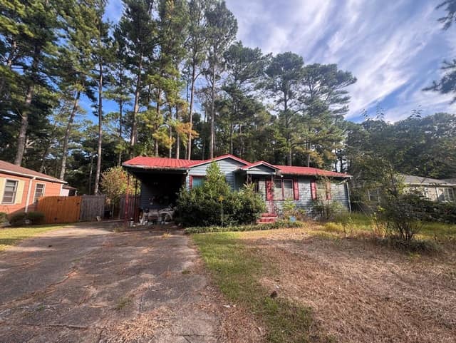 208 Carol Drive photo 1