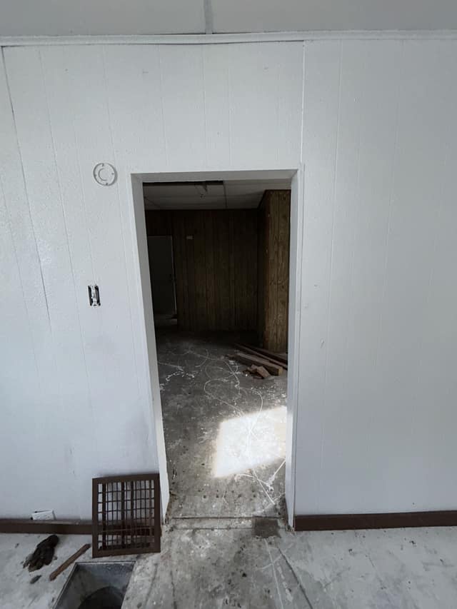 706 Cedar St photo 13