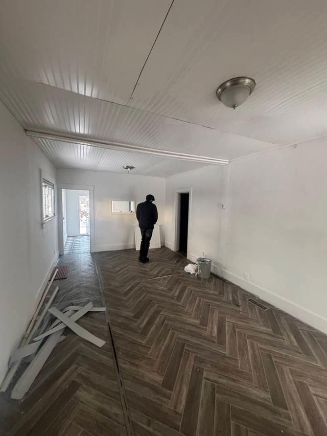 834 Remington Ave photo 3