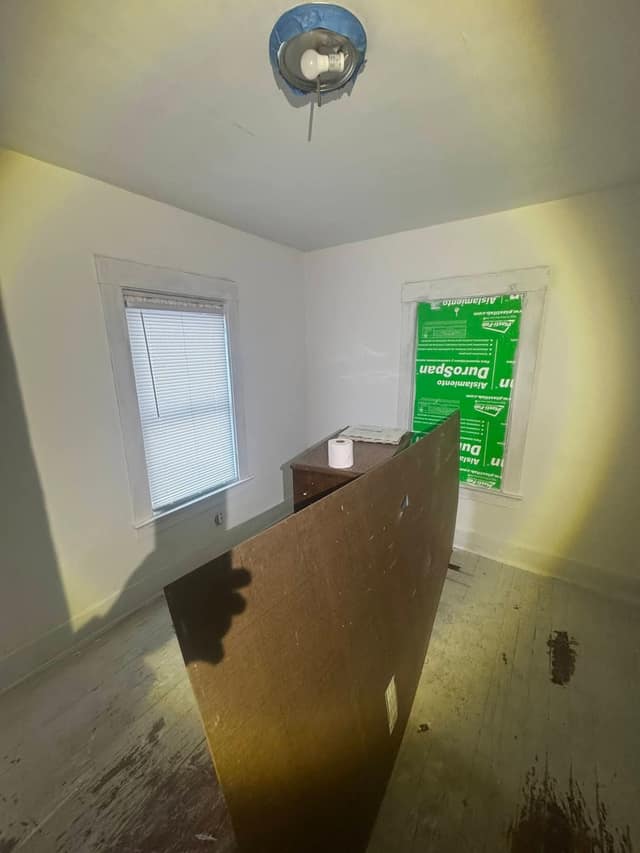 834 Remington Ave photo 5