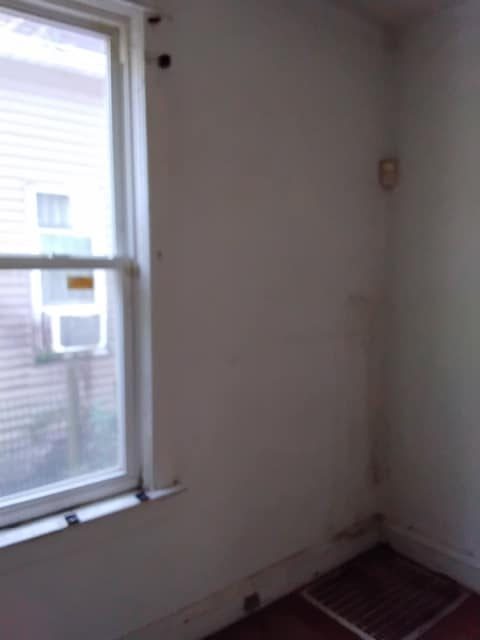 800 S Greenlawn Ave photo 8