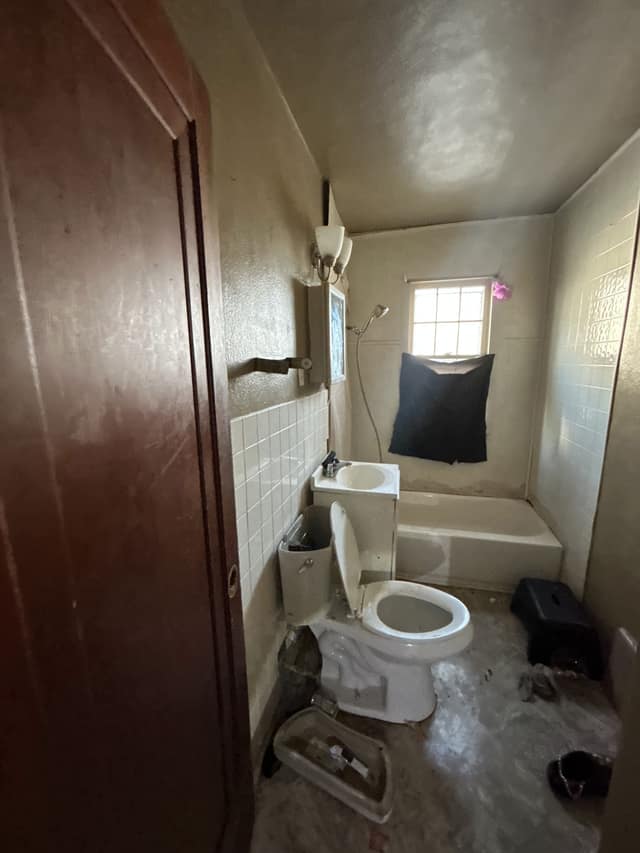5538 Avon Pl photo 12