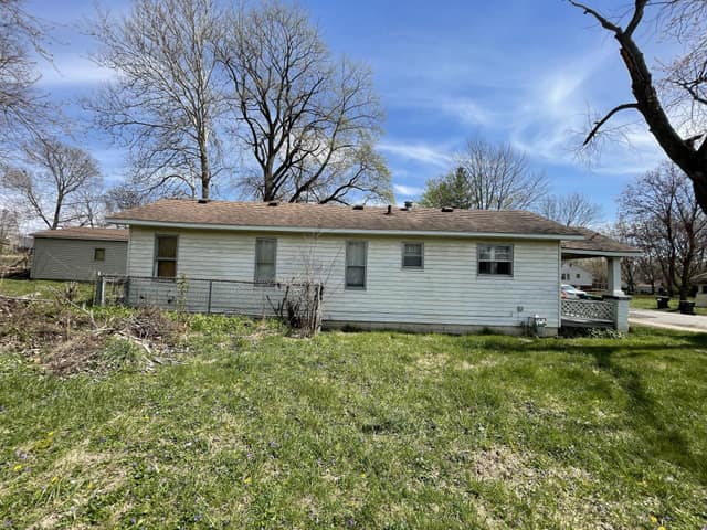 1764 E Johns Ave photo 9