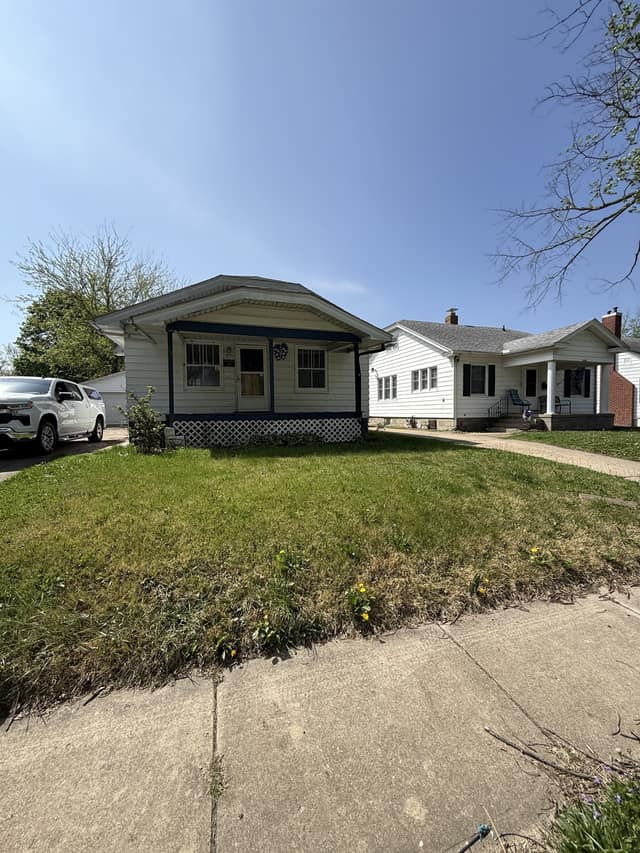 1455 E Whitmer St photo 1