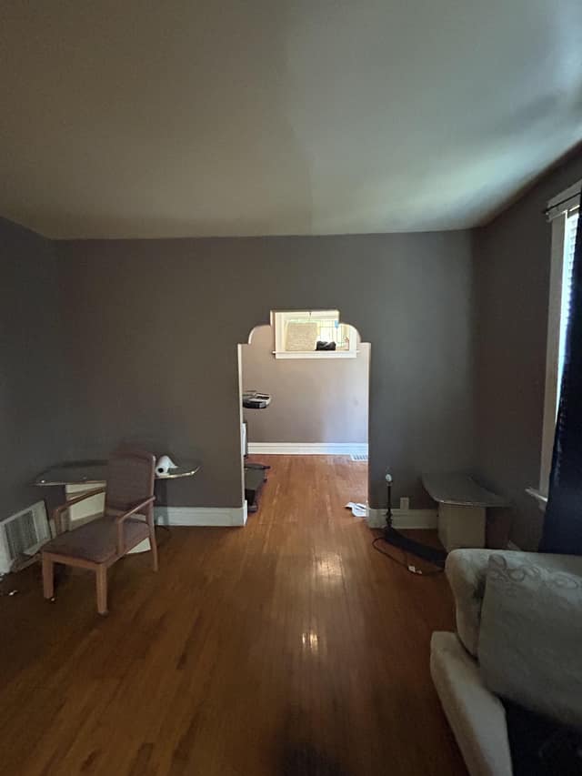 4890 Margaretta Ave photo 4