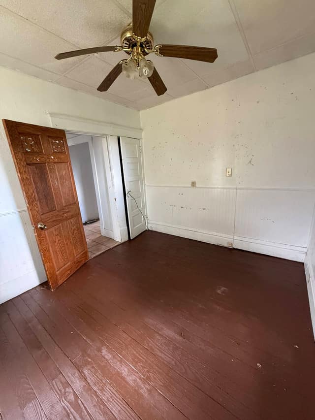 415 E Division St photo 14