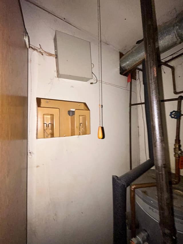 59 Jarvis Pl photo 6