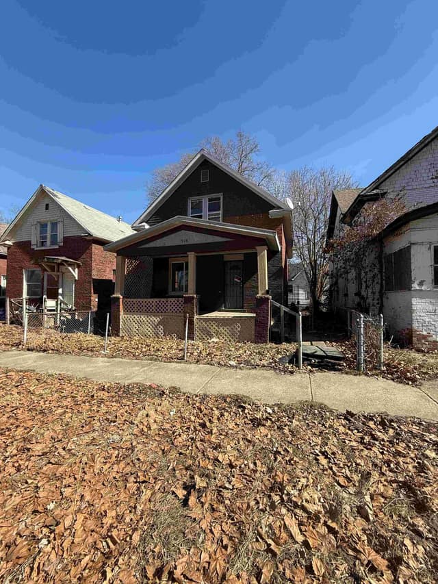 1908 N Union St photo 1