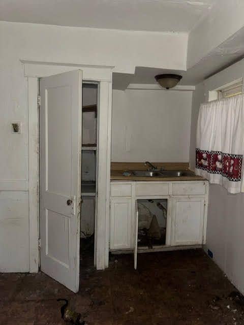 3738 Sylvan Place photo 4