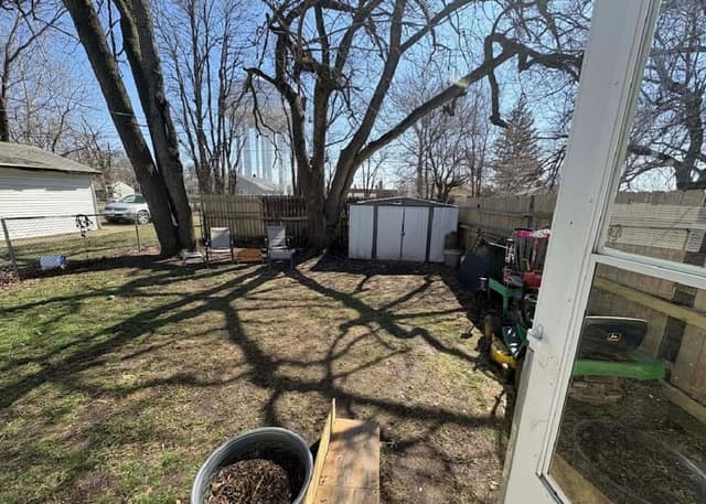 1035 Elmurst Avenue photo 8