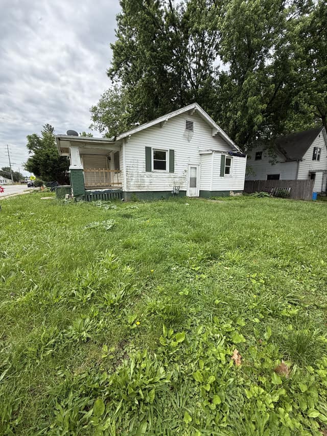 1105 S Jasper St photo 15