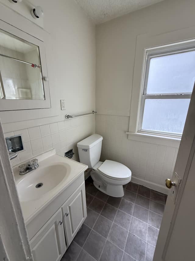 1105 S Jasper St photo 14