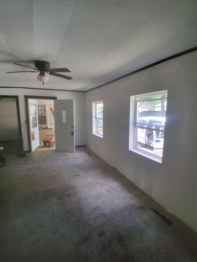 11 B Lane photo 11