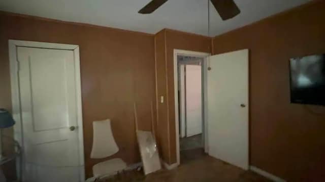 3875 Slayton Ave photo 5