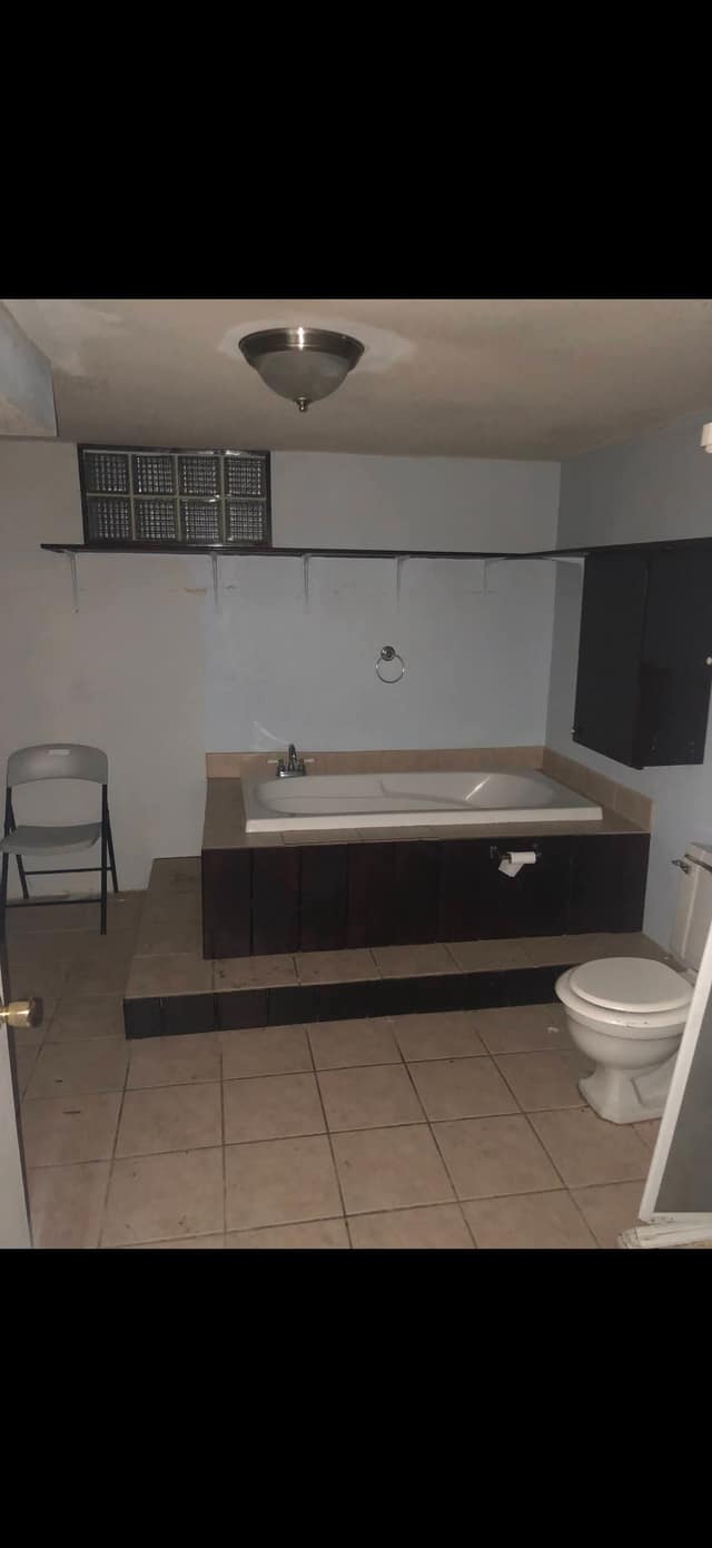 1073 W Packard St photo 10