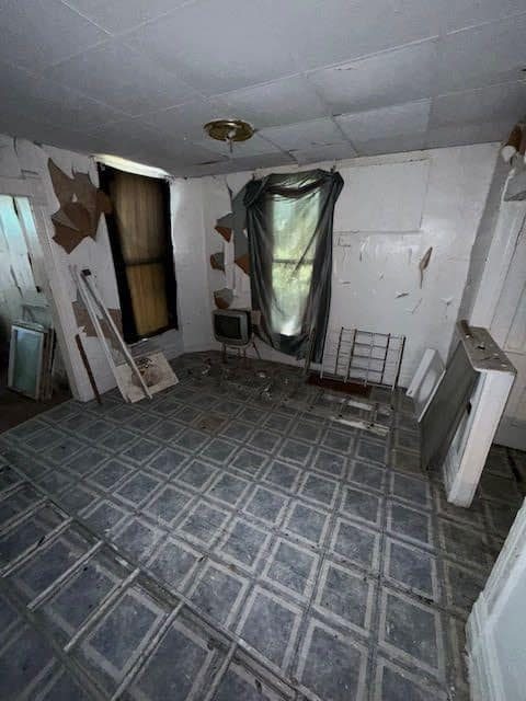 103 E Prairie photo 5