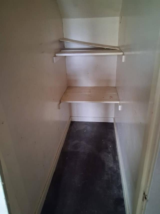 1007 N Oakley St photo 5