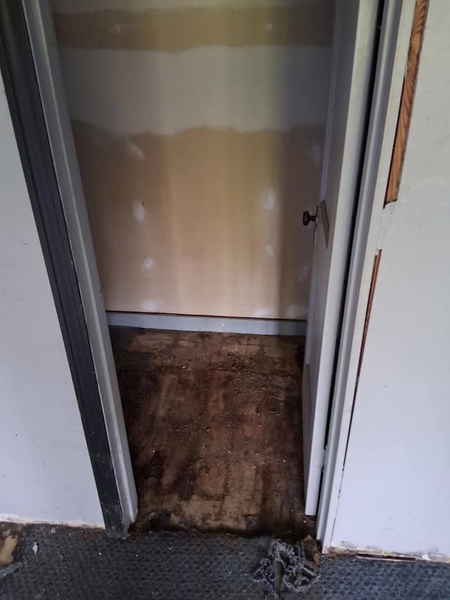 1007 N Oakley St photo 7