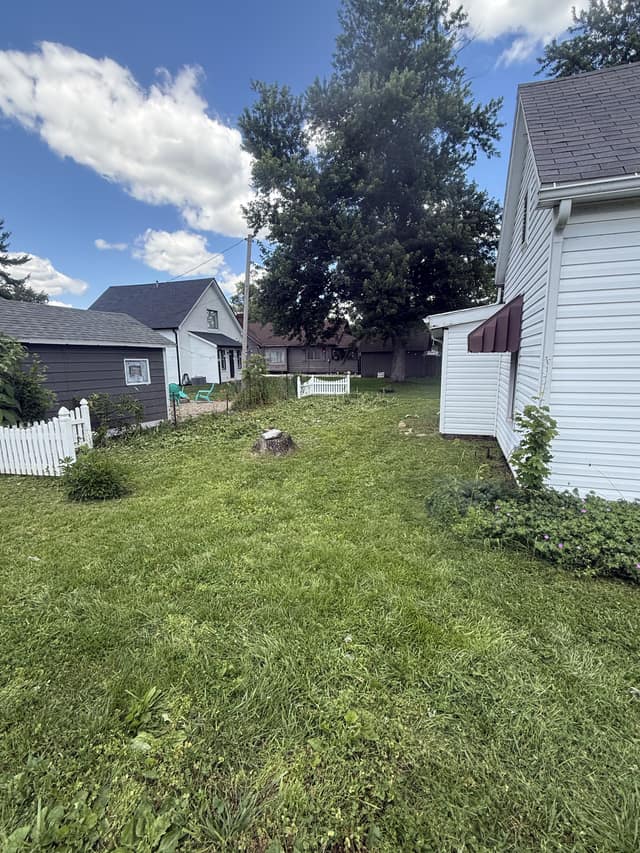 533 Higgins St Clinton IN 47842 photo 22