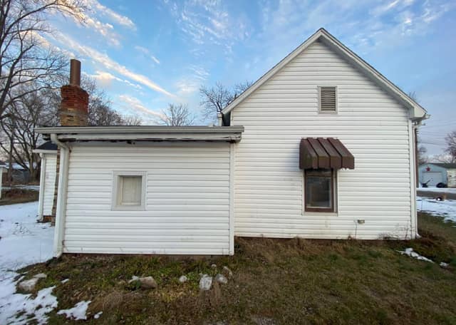 533 Higgins St Clinton IN 47842 photo 38