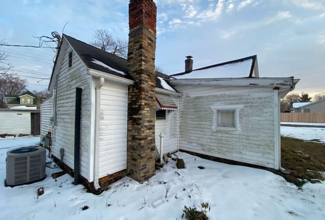 533 Higgins St Clinton IN 47842 photo 39