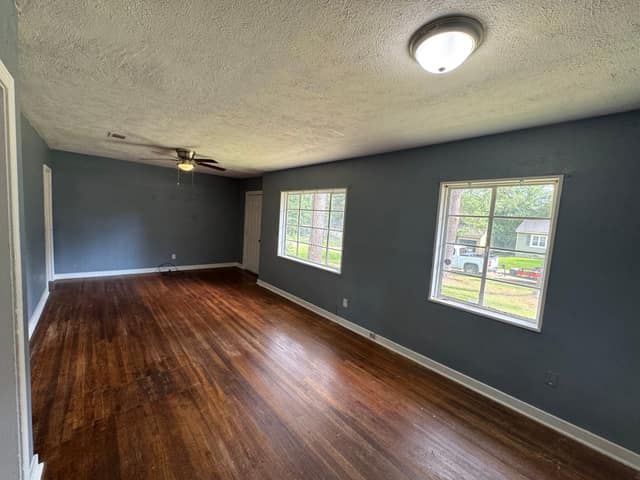 918 Stuart Street photo 16