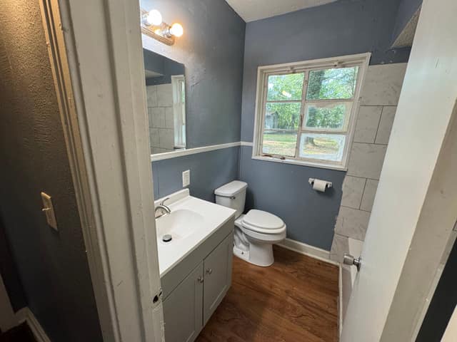 918 Stuart Street photo 26