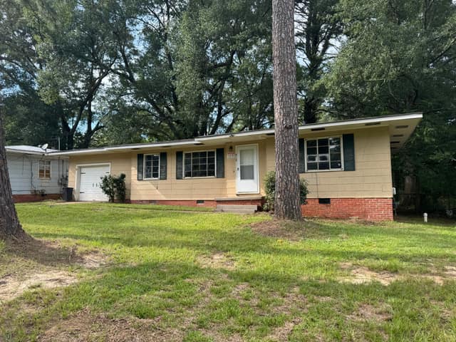 918 Stuart Street photo 1