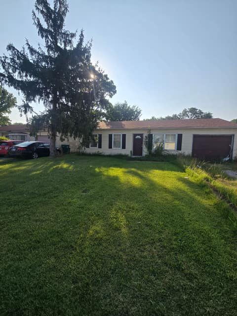 709 St. Paul Dr. Cahokia IL 62206 photo 1