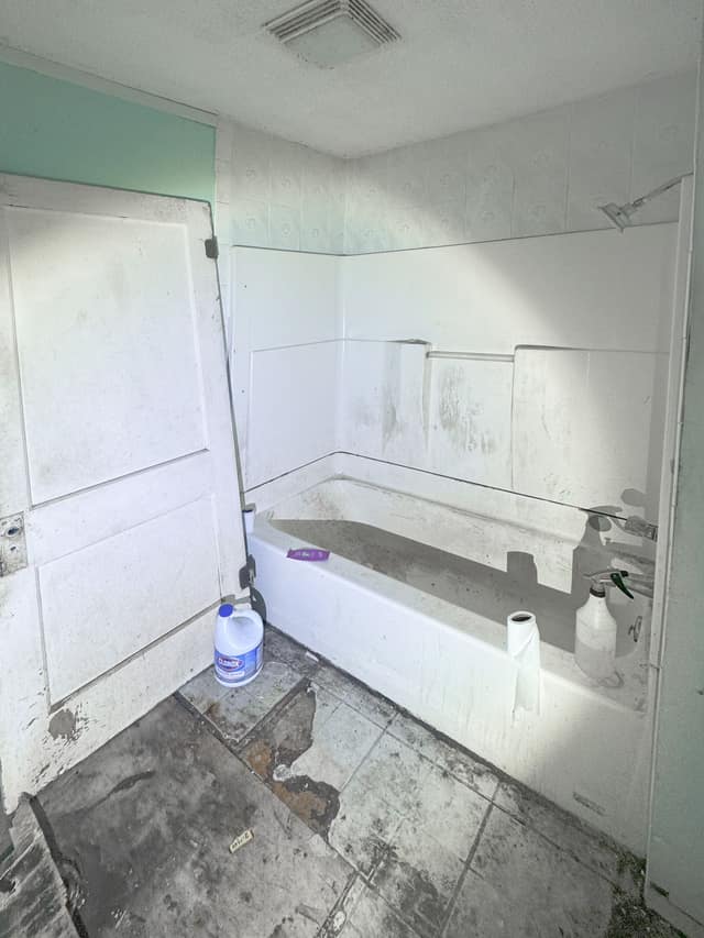 612 Neubert Ave Flint MI 48507 photo 12