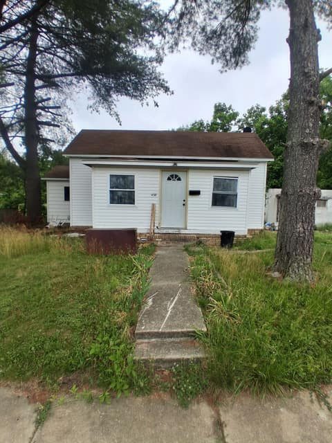 428 S. Central St. Benton IL 62,812 photo 1