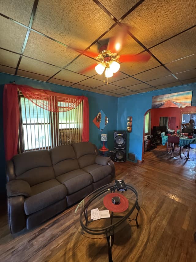 726 S 10th St. Saginaw MI 48601 photo 1