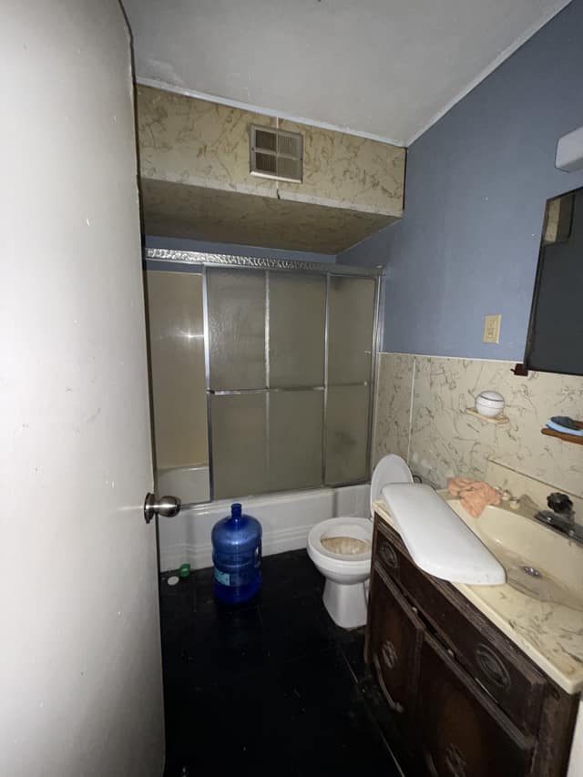 1060 water street Cahokia IL photo 11