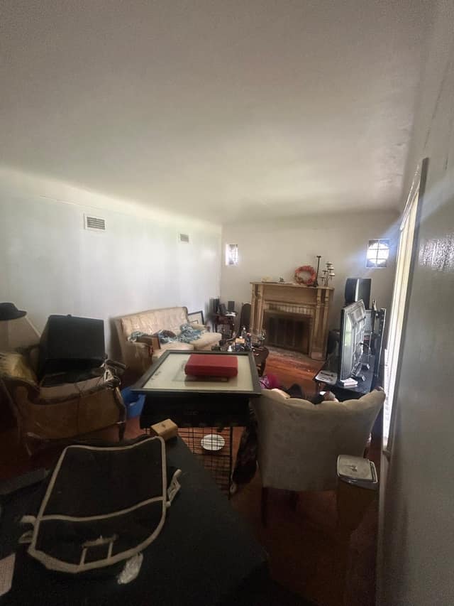 1068 Melvin Ave, Saint Louis MO 63137 photo 3