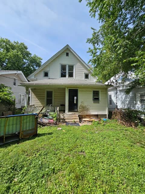 945 W Packard St Decatur IL photo 3