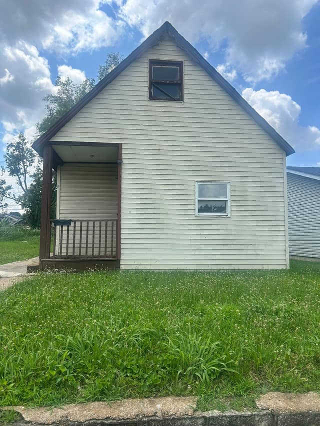 1541 5th street Madison IL photo 2