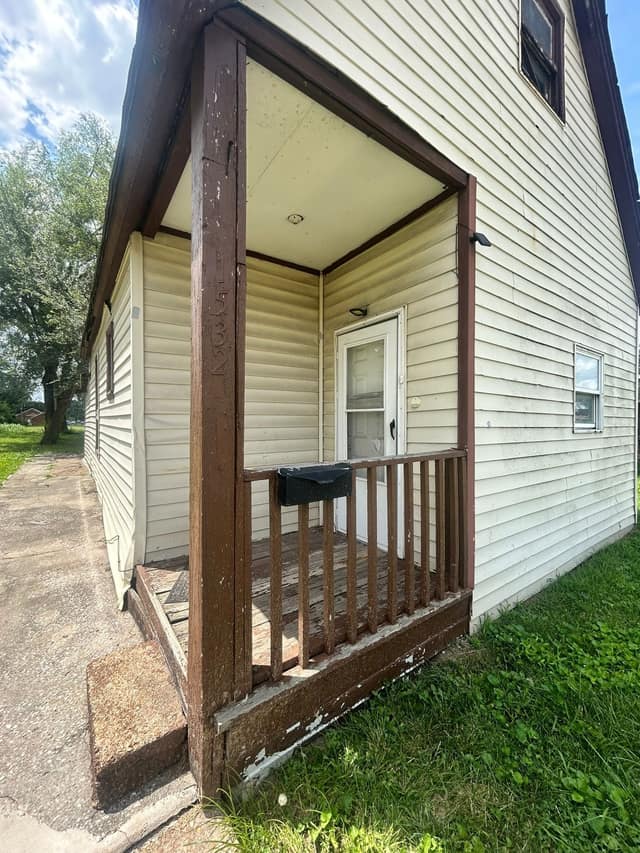 1541 5th street Madison IL photo 4