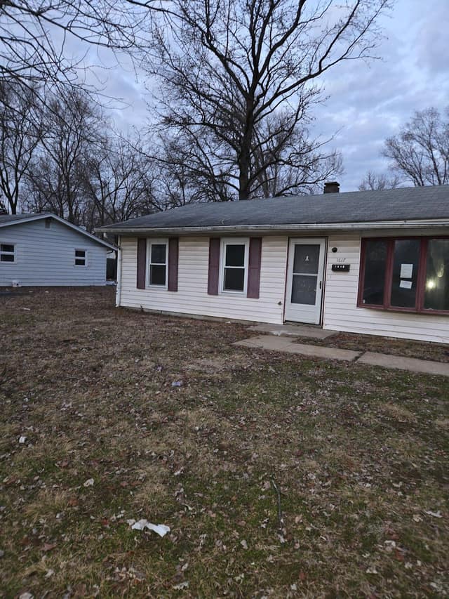 1617 Parklane Dr Cahokia IL 62,206 photo 1