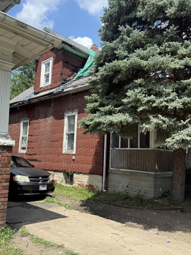 442 W division street Decatur IL photo 4