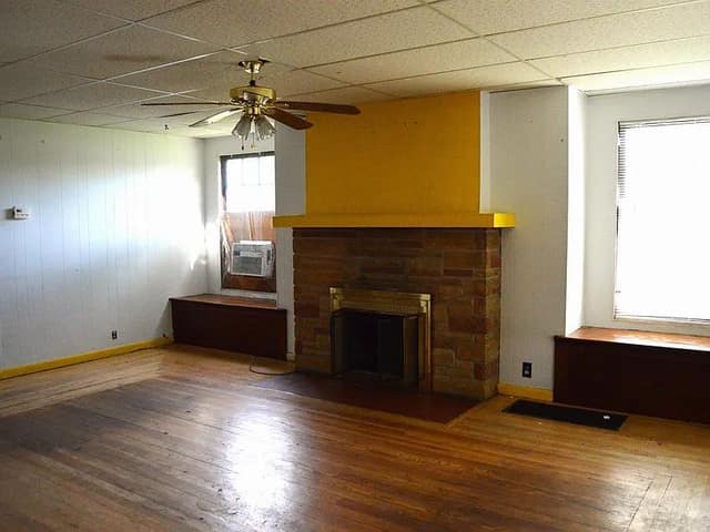 525 Owen Street photo 6