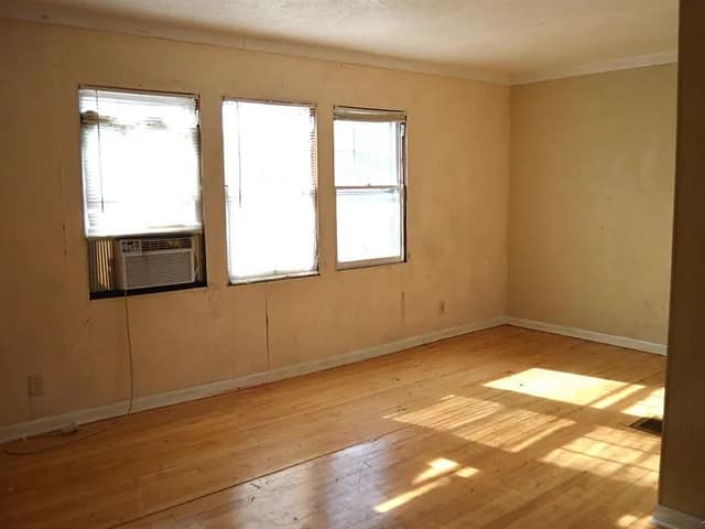 525 Owen Street photo 10