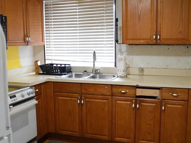 525 Owen Street photo 12