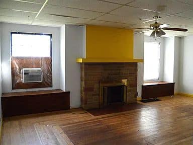 525 Owen Street photo 4
