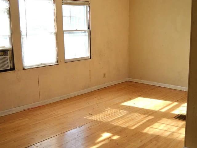 525 Owen Street photo 11