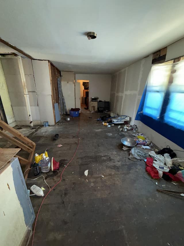 941 w Waggoner St, Decatur, IL: owner financed home, photo 38